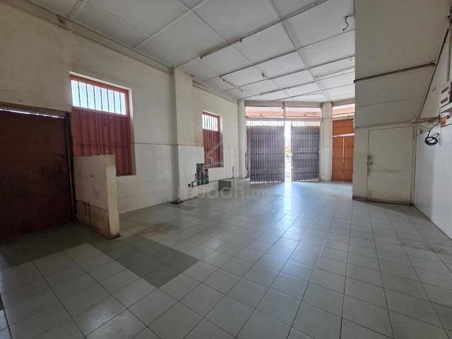 Kuala Kubu Baru , Kuala Kubu Bharu Corner Shop [27x87] 1