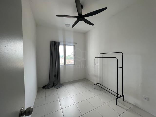 Vistawirajaya2 medium room, male unit, free WIFI, LRT Melati, setapak 1