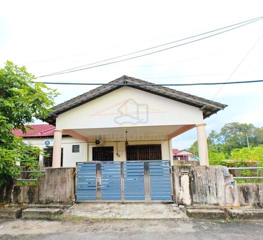TANAH LUAS - CORNER LOT Semi D Setingkat Batu Hitam, Kuantan 1