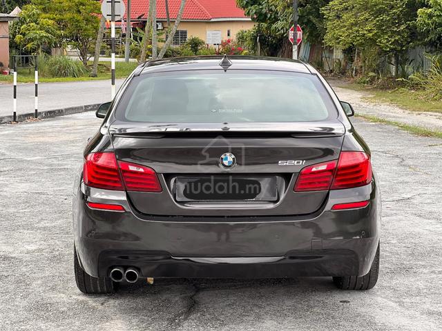 Bmw 520i 2.0 FACELIFT (A) FREE WARRANTY LOCAL - 2