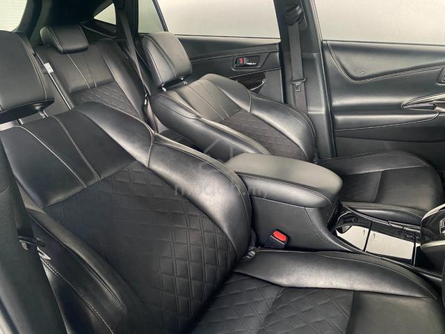 Toyota Harrier 2.0 Elegance (A) Facelift Full Grd - 4