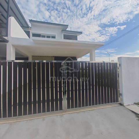For Rent Double Storey Bandar Layangkasa Unfurnished Corner Lot 1