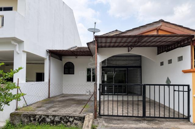 [Nice+Facing Empty] 1.5 Storey Terrace - Taman Garing Jaya, Rawang 1