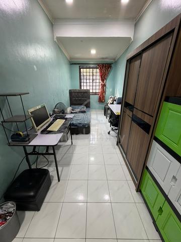 FULL LOAN Taman Puteri Wangsa Jalan Jenawi Single Storey House 1
