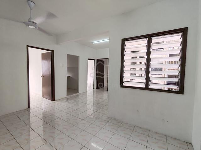 Palma Apartment (Bandar Country Homes) 1
