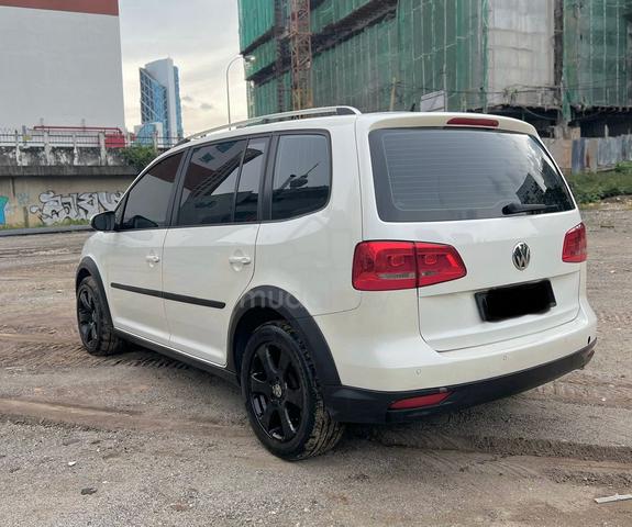 2012 Volkswagen CROSS TOURAN 1.4 TSI (A) - 2