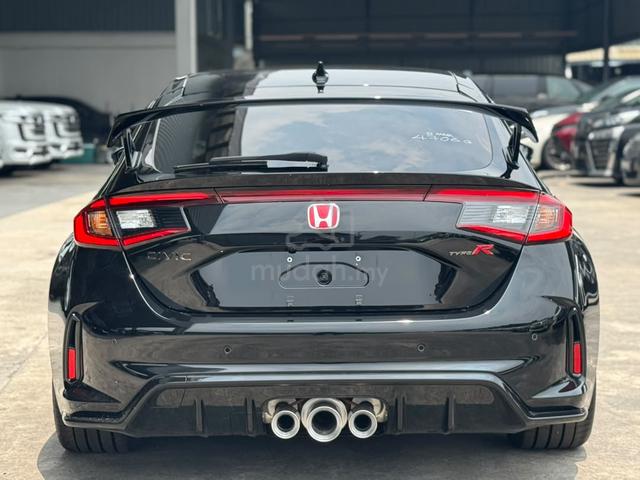 2025 Honda CIVIC 2.0 TYPE R FL5 / 1,000KM GRADE 5A - 5