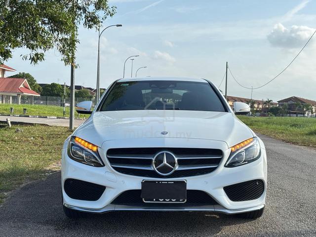 2016 Mercedes Benz C-CLASS 2.0 200 AMG LINE (CBU) - 3