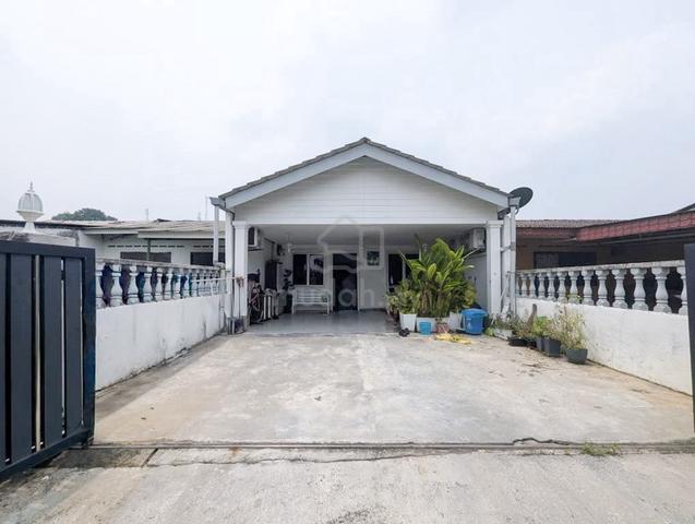 RENOVATED! Single Storey Terrace, Batu Belah Klang 1