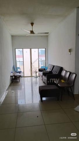 Apartment Taman Tropika (Blok A & B) 1