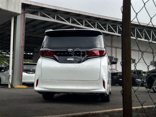 2023 Toyota ALPHARD 2.5 Z *Sunroof 8 Year Warranty - 2