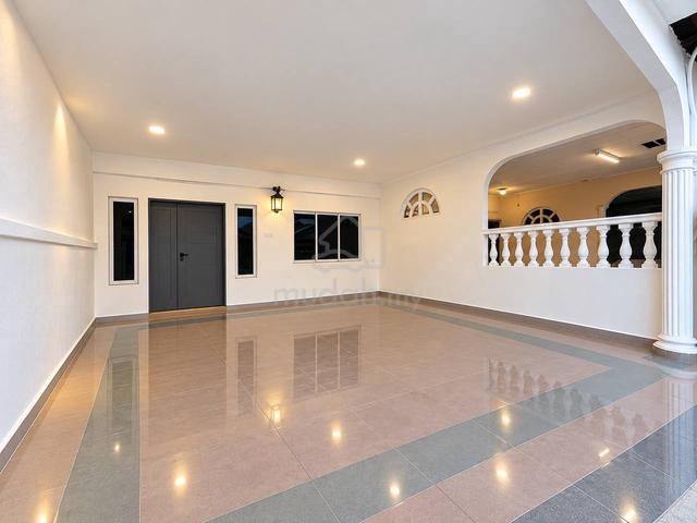 FREEHOLD NON BUMI SINGLE STORY / FULLY RENOVATED/ Near Bukit Katil 1