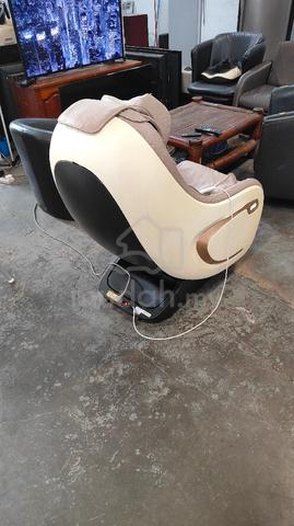 Massage Chair Oto Eq Health Beauty For Sale In Pasir Gudang Johor