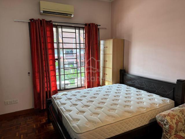 Taman Pinggiran USJ 3  Double Storey Terraced House For Rent 1