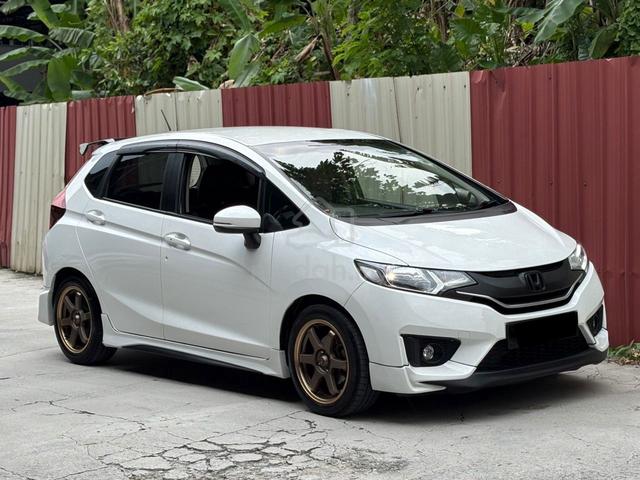 2016 Honda JAZZ 1.5 V (A) Free 3 Tahun Warranty - 3