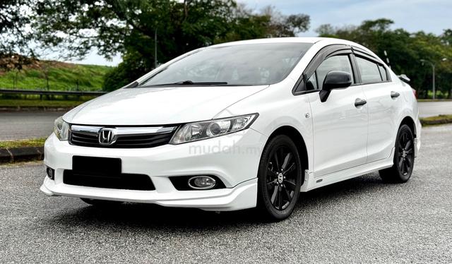 2013 Honda CIVIC 1.8 S (A) MODULO KIT & Full Loan - 3