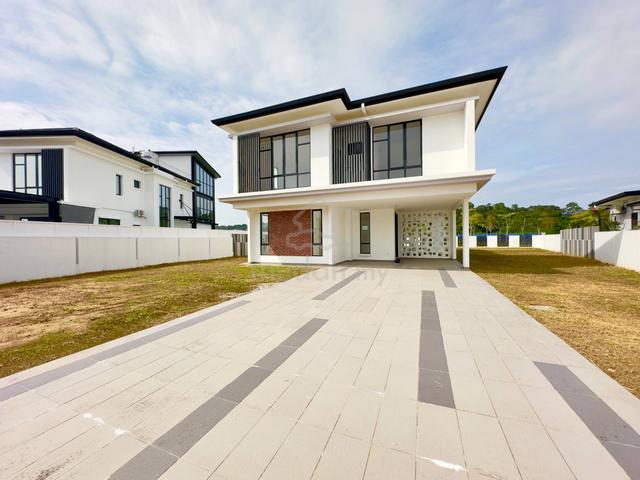 Double Storey Bungalow House Setia Alam Sari Bangi 1