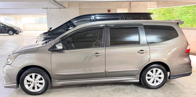 2015 Nissan GRAND LIVINA 1.8 CLASSIC/COMFORT - 4