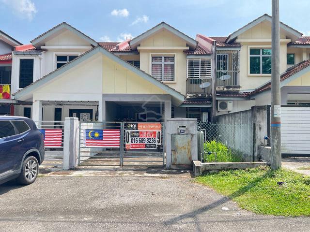 Facing Open 2 Storey Taman Salak Perdana, Bandar Baru Salak Tinggi. 1