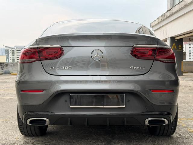 GLC 300 COUPE FSR LOW 75KM SUNROOF APPCRPLY KLESs - 4