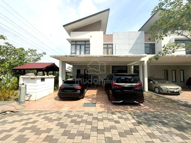 TERPALING MURAH💥🔥 Corner Semi D 2 Sty Sunway Eastwood Seri Kembangan 1