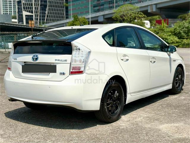 2011 Toyota PRIUS 1.8 (HYBRID) (A) LOW MILLEAGE - 4