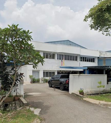 HOT! Large Compound! Semi-D Factory/ Warehouse! Taming Jaya, Balakong 1