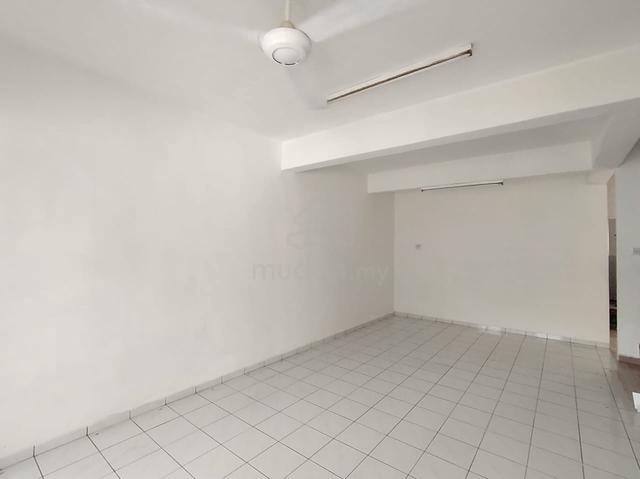 Double Storey House FOR SALE Taman Merdeka, Batu Berendam Near CTRM 1