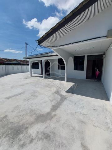 Single Storey Terrace Corner unit in Taman Bagan Bw For Rent 1
