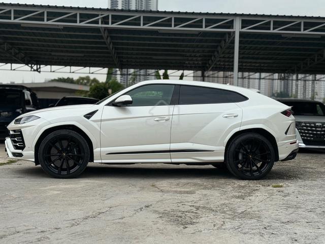 2022 Lamborghini URUS 4.0, Japan Store Unit, White - 5