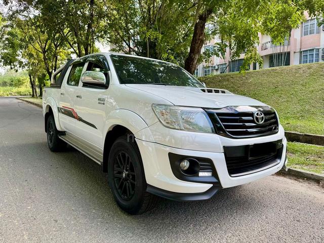 2015 Toyota HILUX 3.0 G TRD SPORTIVO (A) - 1