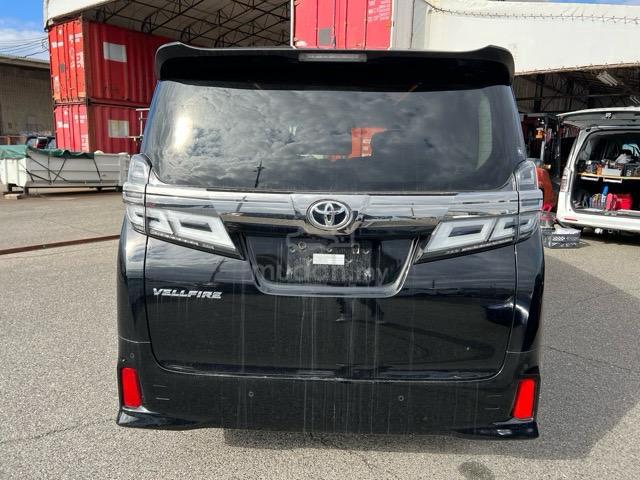 2020 Toyota VELLFIRE 2.5 ZG (A) - 4