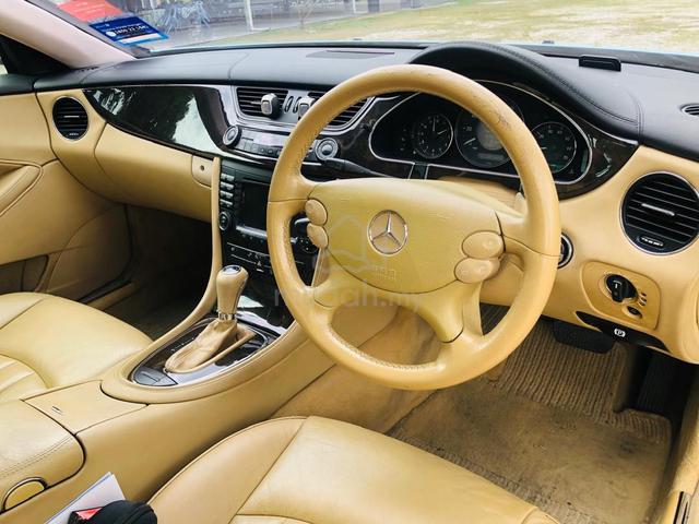 Mercedes Benz CLS350 UK IMPORT FULL SPEC - 3