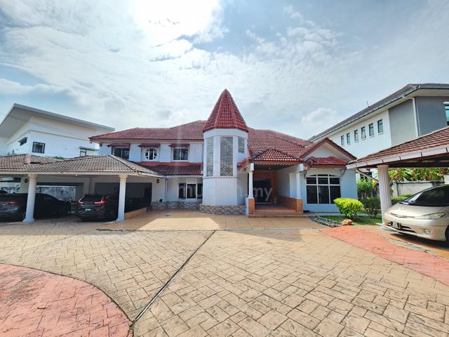 Cheapest Freehold Open Title 2.5 Storey Bungalow Country Height Kajang 1