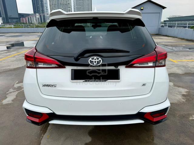 Toyota YARIS 1.5 E (A) - 5