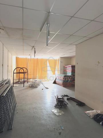 Tun Aminah Three Storey Shoplot for Rent/Facing Mainroad/1st+2nd floor 1