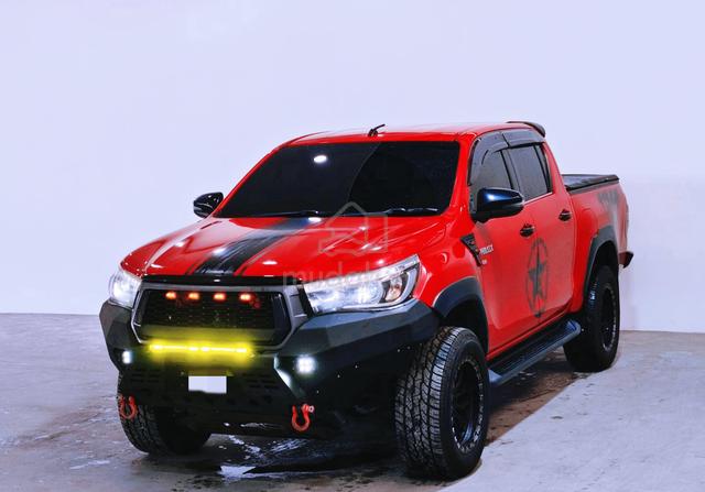 2019 Toyota HILUX 2.8 BLACK EDITION (A) Full Loan - 3
