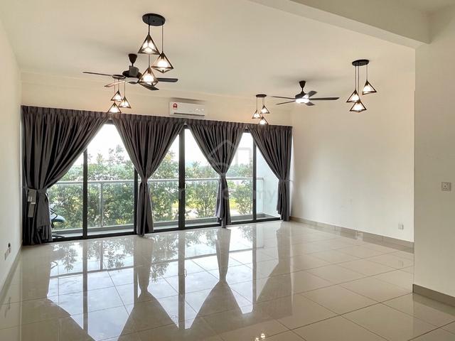 Skyvilla @ D Island 1