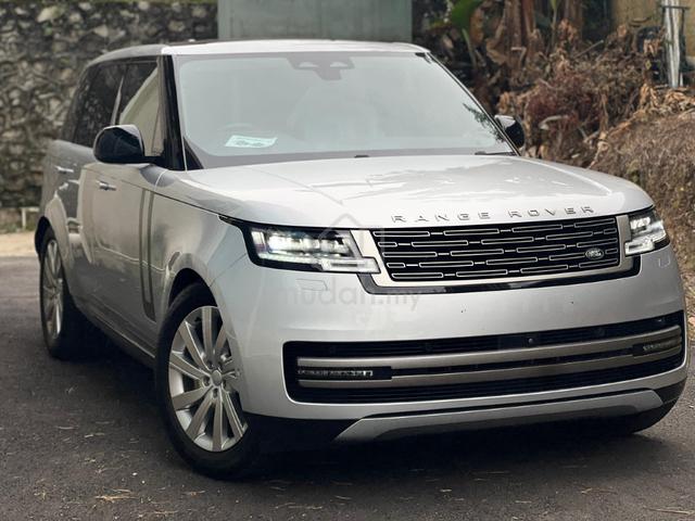 2023 Land Rover Range Rover 3.0 P400 Vogue SE - 1