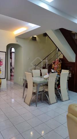 bandar Kinrara  1
