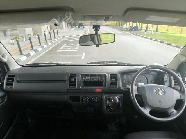 2021 Toyota Hiace 2.5 (M) Window Van 14 Seat - 5