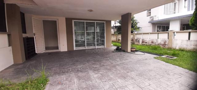 Pear 132 Seremban 2 Double Storey Semi D/ Freehold/ near acacia aviva 1