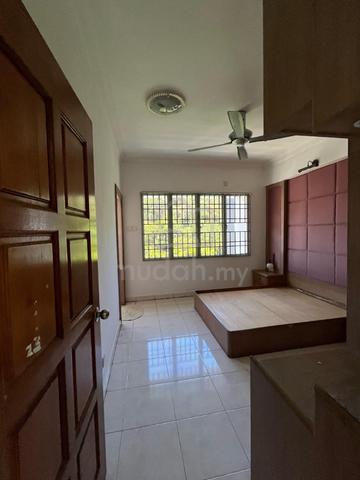 Desa Golf Condominium 1