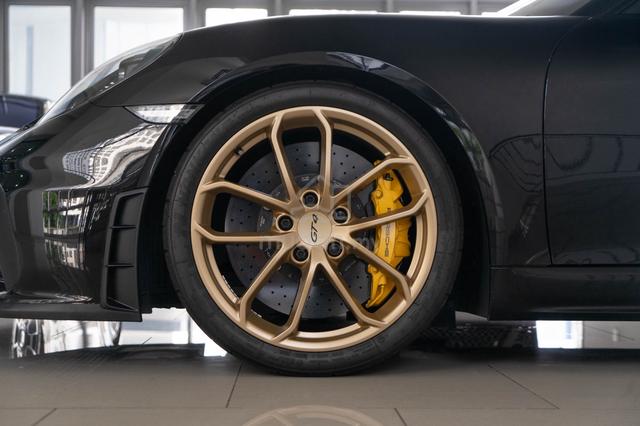 Porsche 718 Gt4 4.0 Manual 2020 - 3