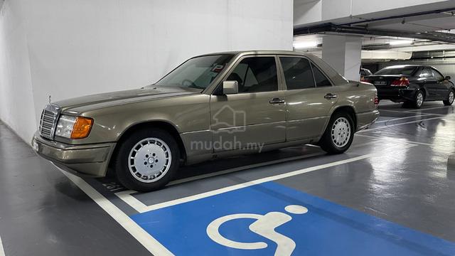 1995 Mercedes Benz 260E 2.6 (A) - 1
