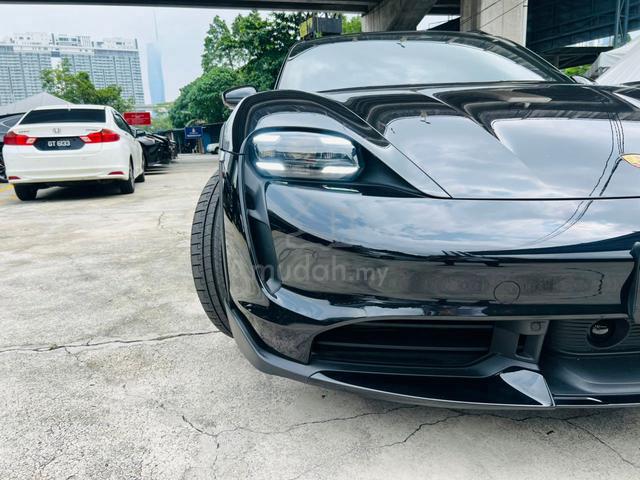 2023 Porsche TAYCAN TURBO CROSS TURISMO Full Spec - 2
