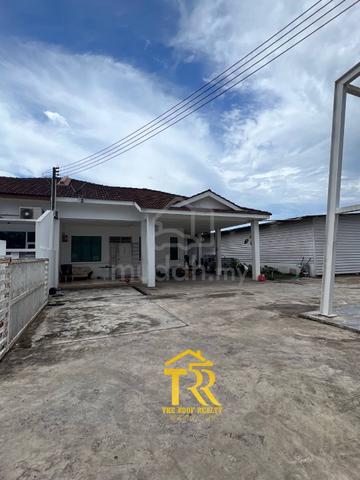 Single Storey Semi Detached at Desa Pujut 2, Permy 1