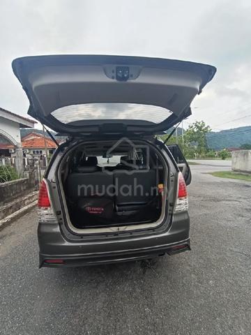 2011 Toyota INNOVA 2.0 E (A) - 4