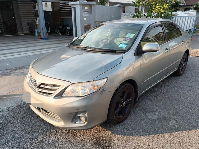 Toyota ALTIS Auto FACELIFT 2011 Direct Owner - 2