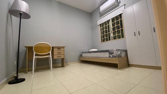 Bukit Puchong Fully Furnished Female Room for Rent 1